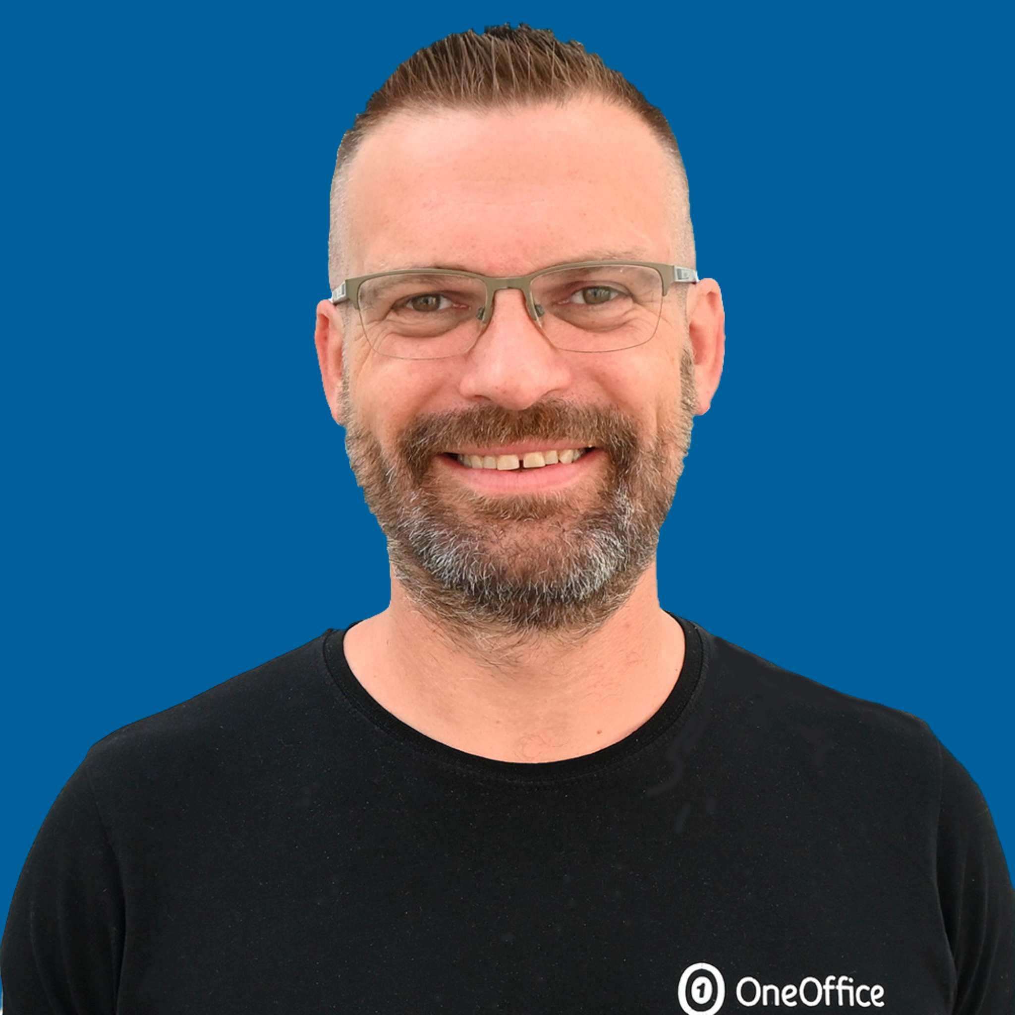 Jakob Petri Megyessi. Teknisk konsulent hos OneOffice. Mail: support@oo.dk